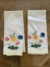 Vtg Hand Embroidery & Applique Linen Fingertip Guest Towel Cottage Core Yellow