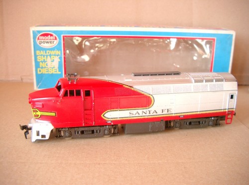 Shark Nose Diesel Lokomotive "Santa Fe" Baldwin H0 - 720 - Bild 4 von 14