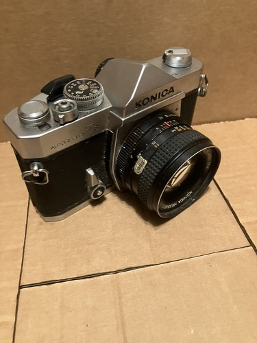Konica Autoreflex T3 Camera with Hexanon AR 50mm F/1.7 Lens. - Picture 3 of 5