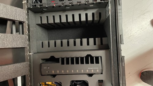 Pelican/Cruzer Custom Hard Case – Mobile Powered Storage, iPads, iMacs & More - Picture 4 of 12