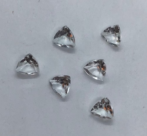 Piedra preciosa natural suelta AAA facetada corte trillón de topacio blanco para joyas surtidas - Imagen 6 de 24