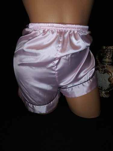 Satin Pink slippery fluttery panties LIQUID OIL WET pink FLUTTER M 40" - Picture 9 of 9