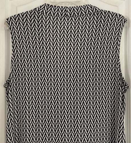 Worthington Pullover Blouse Size XL Black White Sleeveless Chevron Ptrn 214 - Picture 6 of 7