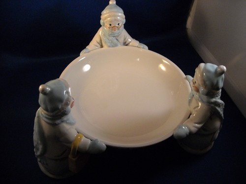 *AVON 2002 PRESIDENT'S CLUB HOLIDAY GIFT COLLECTION CERAMIC SNOWLADY BOWL - Bild 2 von 6