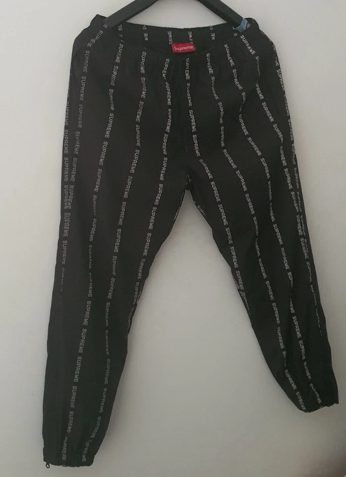 FW18 Supreme Reflectante Texto Chándal Pantalones Negro Nailon Agua Resistente S - Imagen 2 de 4