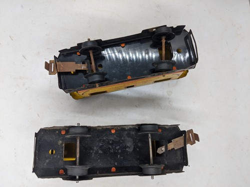 2X LOT Marx O Union Pacific 3824 Caboose Tin Litho 2 WHEEL USA VINTAGE. YELLOW - Picture 6 of 7