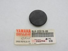 8l8-22315-00 NOS Yamaha Track Drive Cap SS440 Y2234d