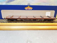 38-154 Bachmann BR BDA Bogie Bolster BR Bauxite (Weathered)