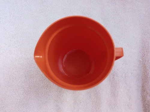 Vtg Tupperware Toys 5" Pretend Play Orange Pitcher with Lid - Picture 5 of 5