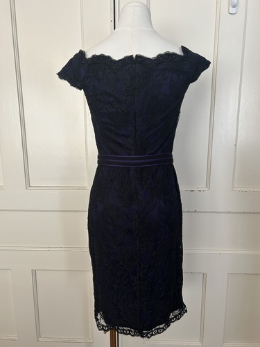 Tadashi Shoji Lace Boat Neck Belted Sheath Dress Womens Size 2 Black Purple - Picture 3 of 9