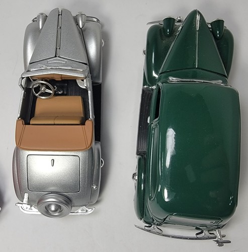 Metal & Plastic Die Cast 1:32 Scale Ratio 1940 Cadillac 1941 Chev 1937 Cabriolet - Picture 23 of 23