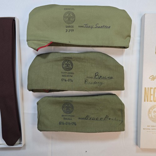 LOTTO toppe, cravatte, camicie e berretti boy scouts of America vintage anni 60 70 - Foto 14 di 20