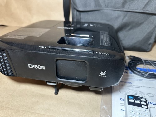 Proyector Epson EX9240 (H978A) 3LCD con control remoto, cables, bolsa | 38 horas de lámpara - Imagen 3 de 16