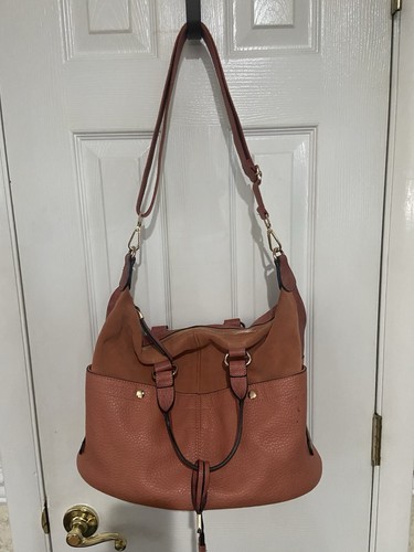 Moda Luxe Crossbody/Travel Bag - Picture 3 of 11