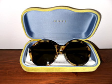 Gucci women's tortoise shell sunglasses - Used, EXCELLENT condition 