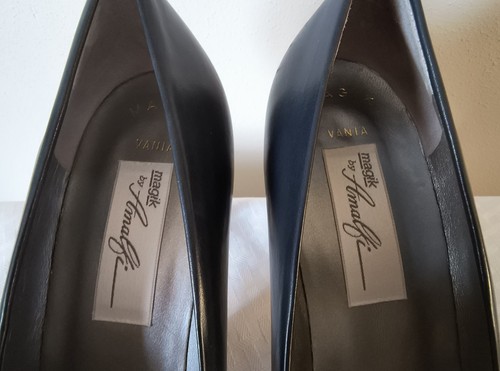 Magik By Amalfi Hand Made In Italy Navy Leather Heels Pumps Sz 12 3A Narrow - Picture 5 of 12
