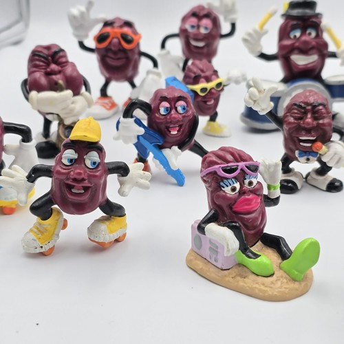 Konvolut 21 Vintage 80’s California Raisins Figuren Musik, Skateboard, Surfboard, Skate - Bild 3 von 22