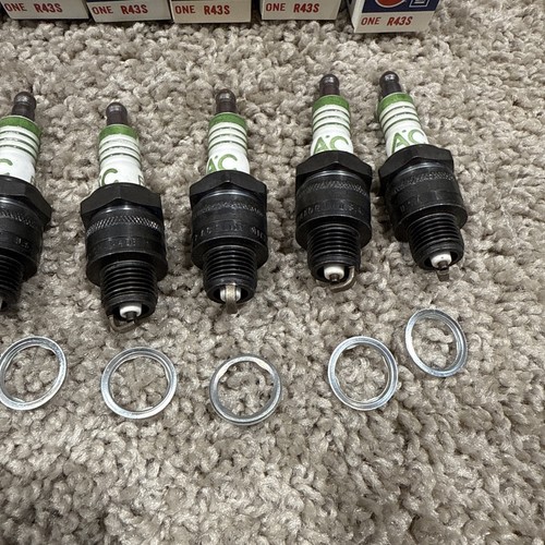 ‘NOS’ AC-R43S Spark Plugs ACNITER Green Rings 5613090 Excellent - Picture 7 of 10