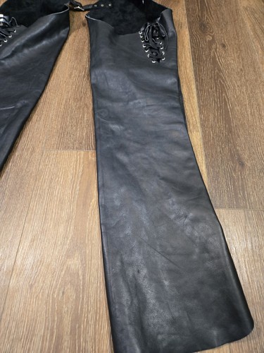 Gypsy Black Leather Motorcycle Chaps Mens Medium Adjustable Waist  - Picture 5 of 14
