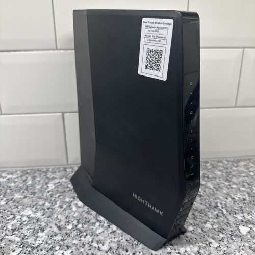 Netgear CAX30-100NAS Nighthawk WiFi 6 DOCSIS 3.1 Modem Router - Bild 2 von 4