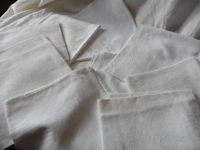 11 ANCIENNES SERVIETTES DAMASSE DIFFERENTES LOT - Photo 2/4