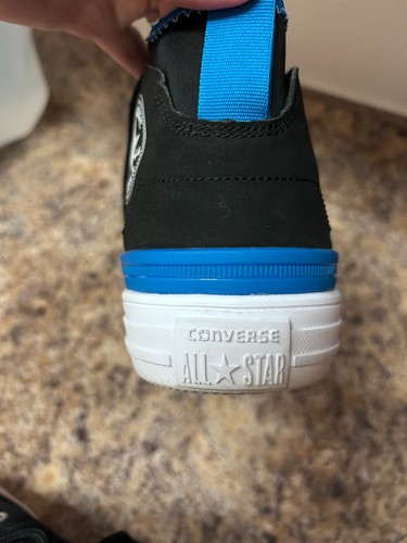 Converse All Stars Chuck Taylor Ultra MidCanvas Lightweight Unisex Adult Sneaker - Picture 4 of 8