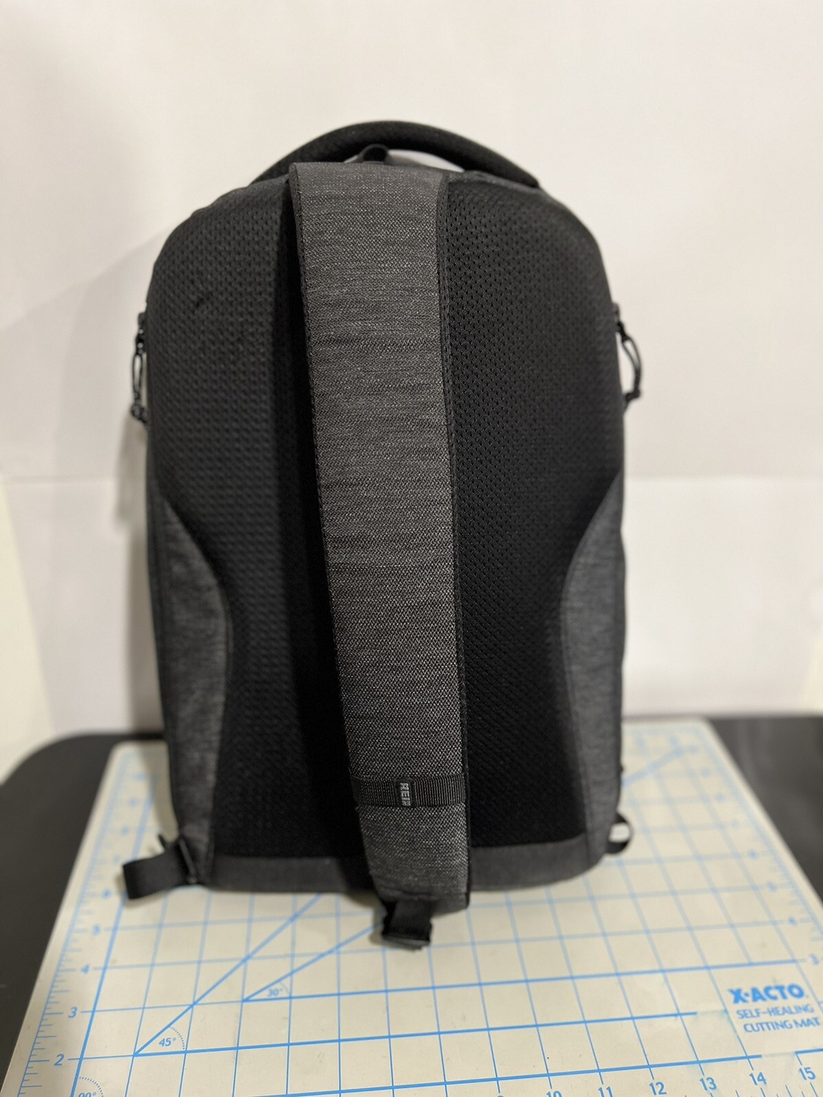 rei coop signal sling travel Gem