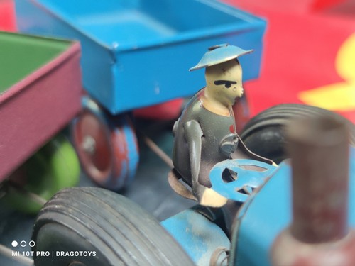 VINTAGE TRACTOR DRIVER AND 2 TRAILERS TIN TOYS WIND UP 60s POLAND 1960 ZABAWKA - Picture 8 of 24
