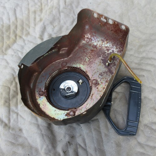Vtg Sears Snow Blower 3.5 Tecumseh Pull Start Starter Assembly Side Engine Cover - Picture 3 of 3