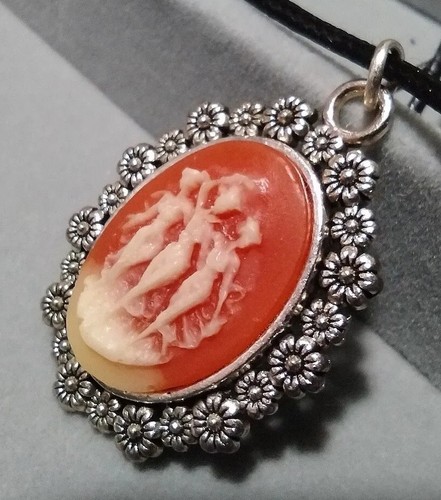 The Three Muses /Ladies Cameo inspired. Victorian necklace - Picture 2 of 4