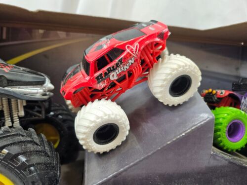 DC Monster-Jam Street Justice, 3 Pack (Batman, Harley Quinn, Joker) - Picture 3 of 5