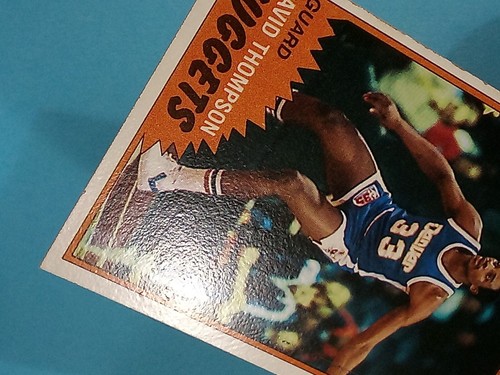 1981-82 Topps David Thompson Denver Nuggets #12 🙂 - Imagen 9 de 17