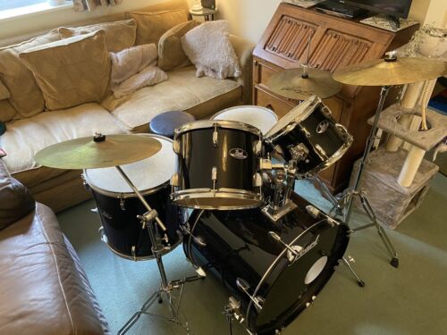 Pearl Roadshow Acoustic Drum Kit Used - Picture 2 of 18