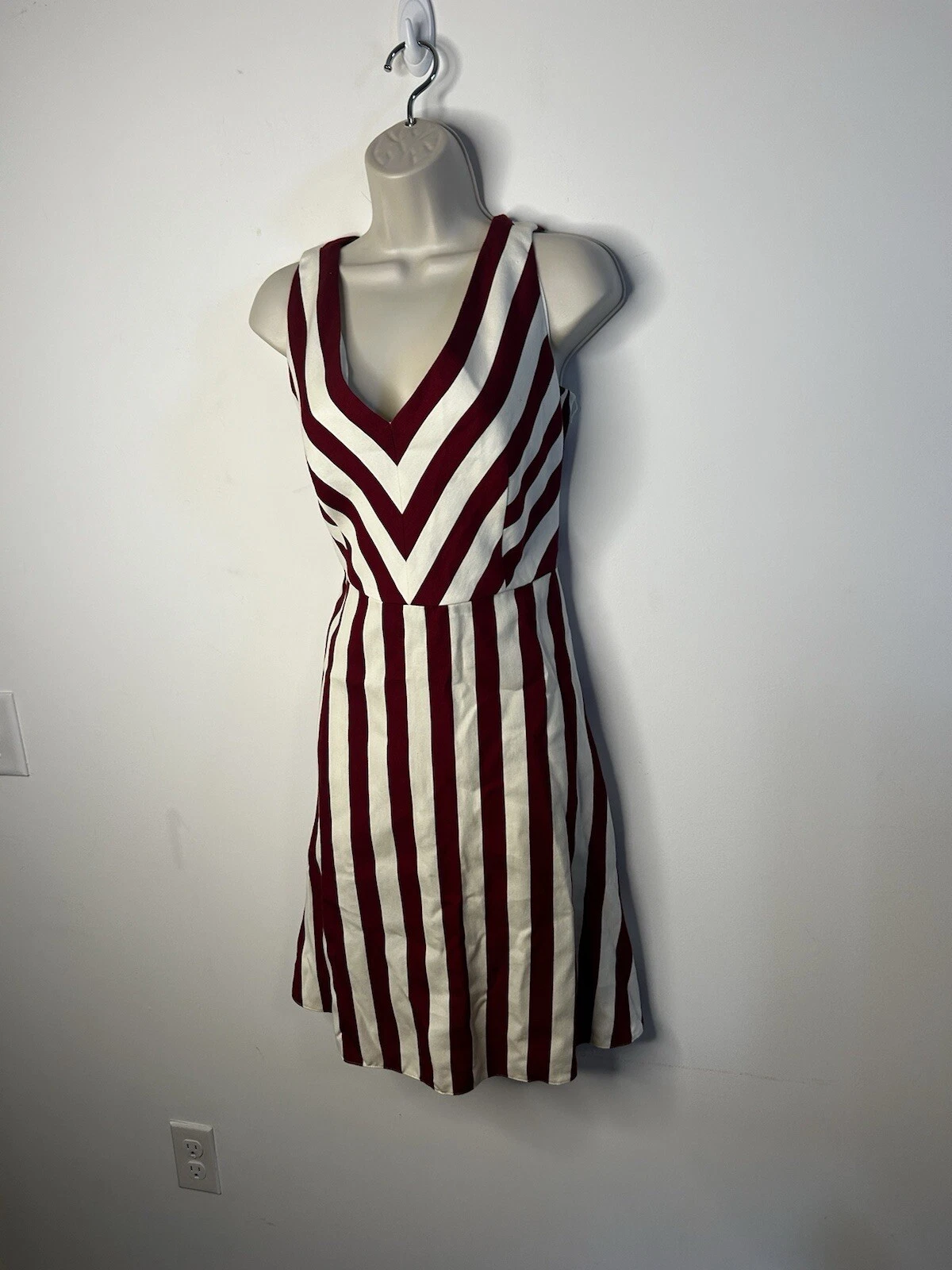 Abito ROSSO Valentino Garavani foderato in cotone linea A taglia 48 US 12