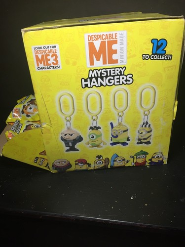 Despicable Me mystery hangers Figures series 1 Lot Of 22 Brand New With Box - Picture 2 of 5