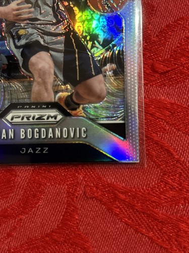 2019-20 Panini Prizm Basketball Silver Refractor #218 Bojan Bogdanovic - Picture 5 of 7
