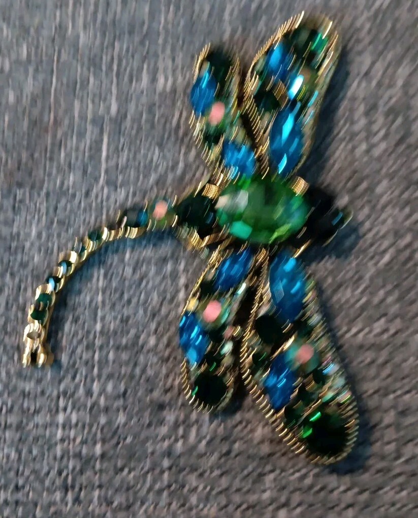 Picture 4 of 12