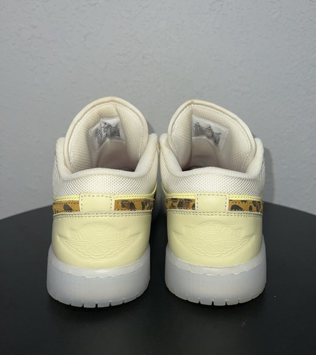 Größe 10,5 W/9 M - Air Jordan 1 Low SNKRS Day - Bild 4 von 6