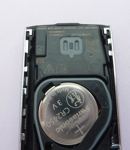 OEM 2021-2023 JEEP WAGONEER llave inteligente entrada mando a distancia M3NWXF0B1 / 68425092 - Imagen 5 de 7