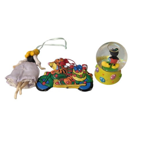 Lot Of Seasonal Disneyana Ornaments And Snowglobe Tigger, Mickey, Ariel, Jasmine - Picture 6 of 7
