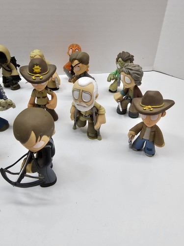 Funko Walking Dead Mystery Mini Lot 25 mix series Some Rare Hard to Find - Picture 9 of 10