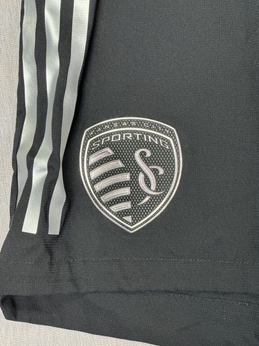 Kit de pantalones cortos de uniforme negro Adidas MLS Sporting KC Kansas City #17 talla L - Imagen 11 de 19