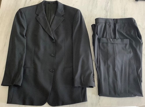 HUGO BOSS USA 100% Virgin Wool 44R Solid Dark Grey Suit, Xlnt, Worn 2x - Picture 3 of 8