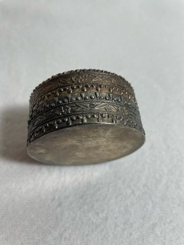 Portagioie decorativo vintage dipinto a mano smaltato placcato argento floreale - Foto 8 di 12