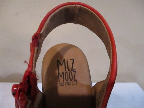 Miz Mooz Darcie Scarlet Leather Side Zip Back Strap Women"s Sandal EU 38/US 7.5M - Picture 5 of 10