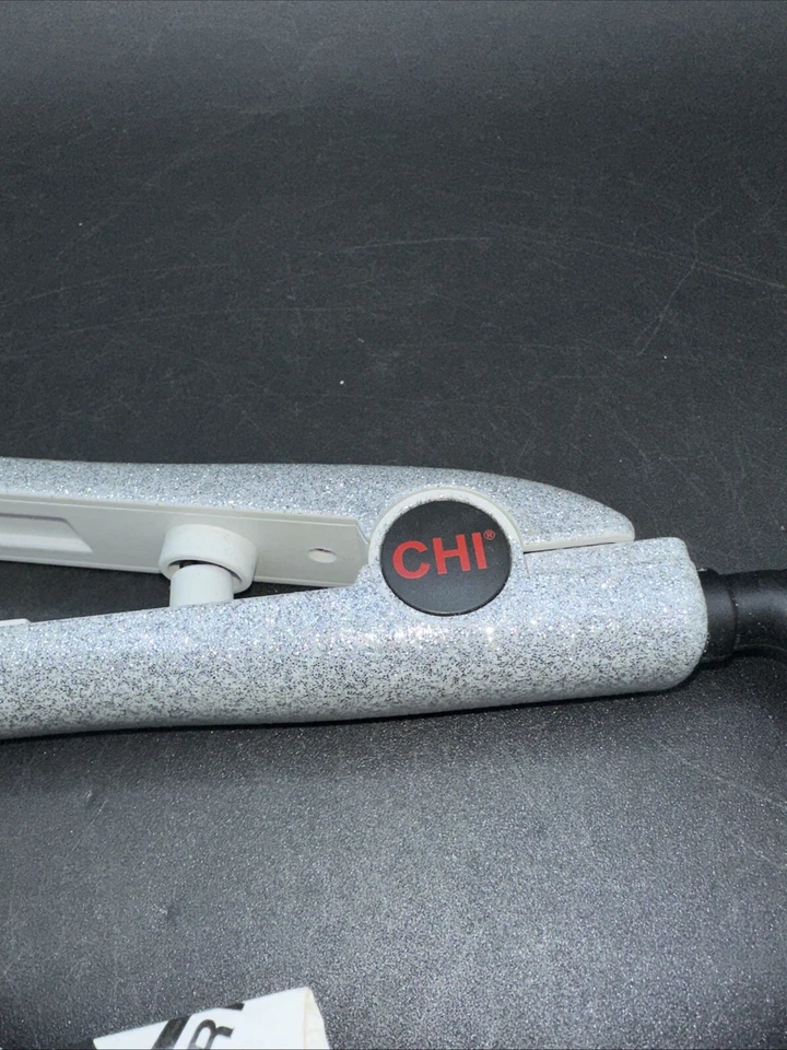 Plancha de pelo de cerámica CHI GF8091 plateada brillante edición limitada Foto 3 de 4