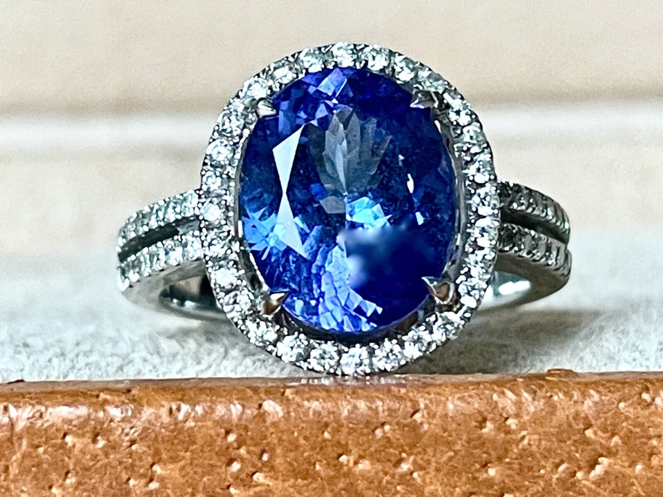 RING mit 5,22 ct. BRILLANTEN & TANSANIT 750/18K GOLD