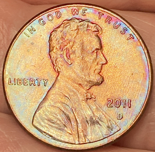 Hermosa moneda brillante en tono arco iris Lincoln Shield Penny 2011-D AU #10 - Imagen 9 de 14