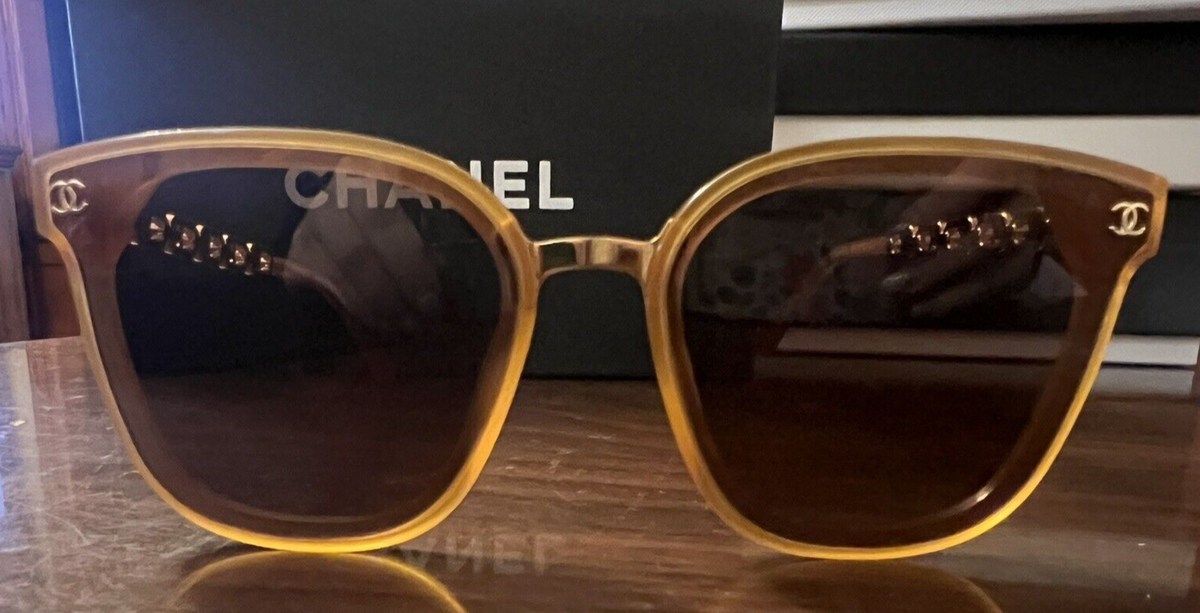 Chanel Brown Sunglasses With Gold Logo On Sides | eBay Chanel Brown Sunglasses With Gold Logo On Sides | eBay