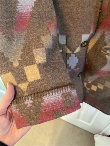 Vintage Woolrich Southwestern Blanket Coat Reversible Wool Button Medium USA - Picture 3 of 13